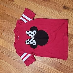 Minnie shirt size small
